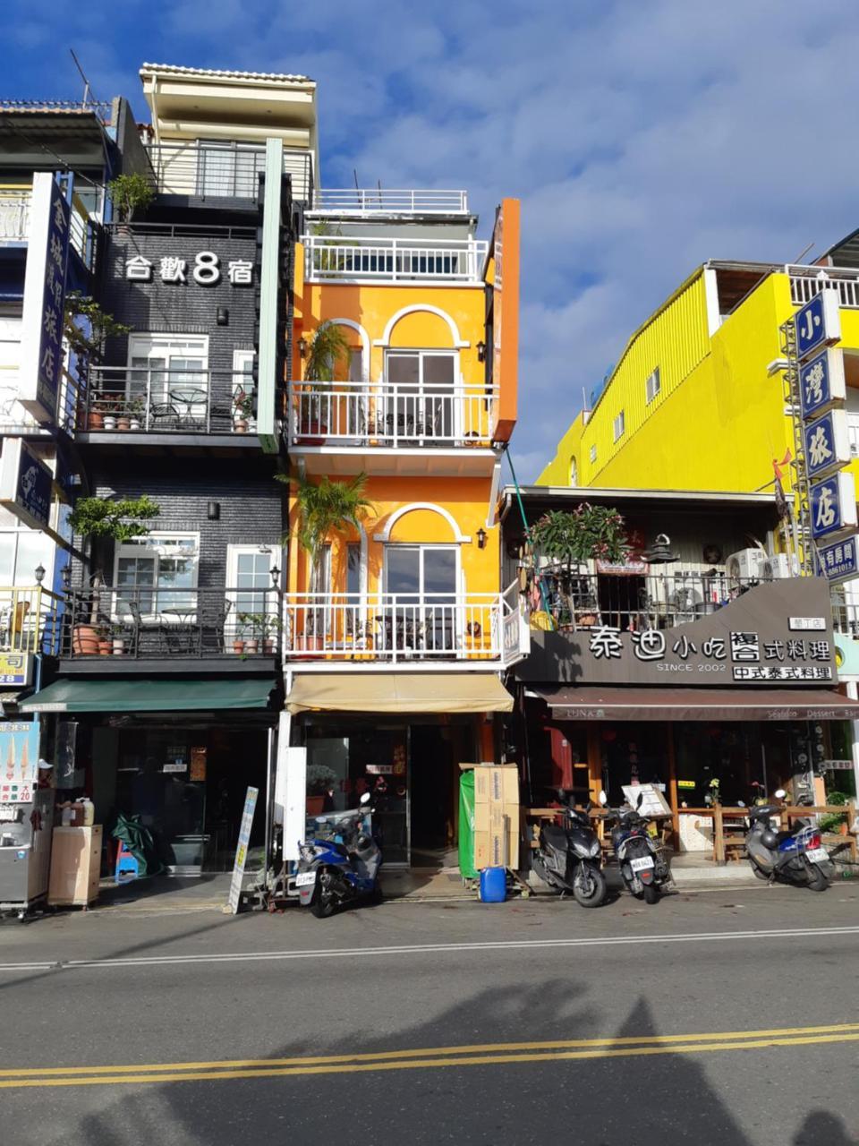 墾丁大街 皇佳旅店アパートメント エクステリア 写真